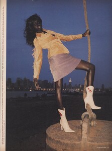 killer_alek_wek_and_shirley_mallmann_id_the_killer_issue_photography_terry-richardson_styling_edward_enninful_october_1997_8.jpg