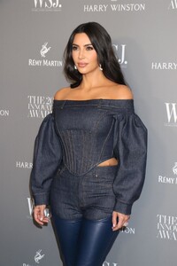 kim-kardashian-2019-wsj-innovators-awards-at-moma-in-nyc-9.jpg