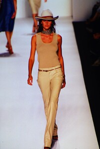 marc-jacobs-ss-2000-10.thumb.jpg.8ac4ae984f46fba5b8977aa99ced7868.jpg