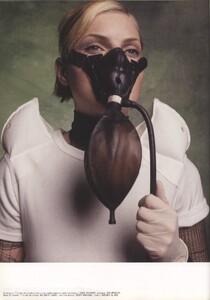 mask_guineviere_van_seenus_photography_andres_serrano_styling_anastasia_barbieri_mixte_n_11_autumn_200_7.jpg