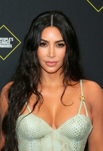 picturepub-kim-kardashian-029.jpg