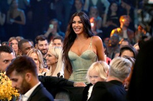 picturepub-kim-kardashian-062.jpg