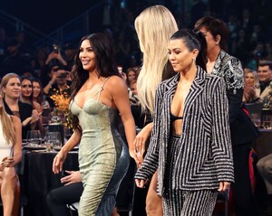 picturepub-kim-kardashian-103.jpg