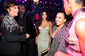 picturepub-kim-kardashian-104.jpg