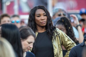 venus-williams-chicago-bears-vs-la-rams-at-los-angeles-memorial-coliseum-11-17-2019-5.jpg