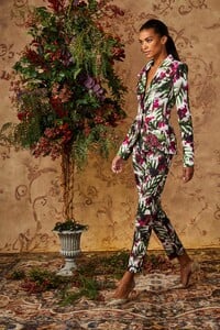 00001-BADGLEY-MISCHKA-Pre-Fall-2020.thumb.jpg.0ce906569662407116f0b1bcd001b24a.jpg