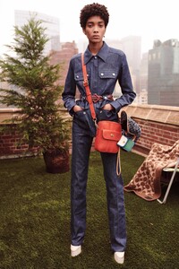 00001-Coach-Pre-Fall-2020.thumb.jpg.3a6aebeb278a3a06c58a4ce1887ea0bc.jpg