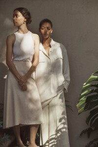 00001-Vince-Pre-Fall-20.thumb.jpg.93f76337c62e5bb2ff691299d5516f67.jpg