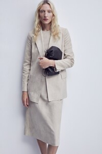 00001-theory-pre-fall-2020.thumb.jpg.47e2f40d5bc8da674a04c2da5a3a3e0c.jpg
