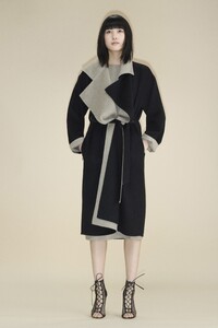 00002-Akris-Pre-Fall-2020.thumb.jpg.0cff4d0b0e2bb7a4cfd9dfd4c554c6fe.jpg