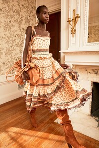 00003-Ulla-Johnson-Pre-Fall-20-Credit-Stanglymayr.thumb.jpg.ddac4a39c2303612e6ae1e3003d29568.jpg