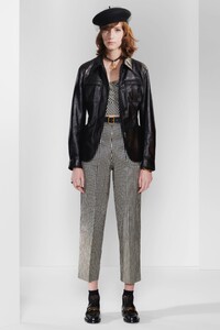 00004-christian-dior-pre-fall-2020.thumb.jpg.6219f99d8a05ea48add8f01183c7318e.jpg