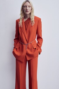 00005-theory-pre-fall-2020.thumb.jpg.09472ca874bef5d4938bce79b5306532.jpg