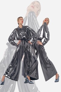 00006-norma-kamali-pre-fall-2020.thumb.jpg.de84ffeb6d22e0e9d86fedac29ab6907.jpg