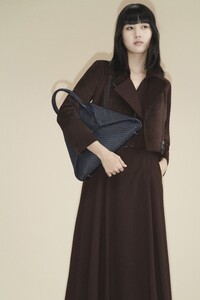 00007-Akris-Pre-Fall-2020.thumb.jpg.abb01ea958bccbc46e520f5a2b1f8e90.jpg