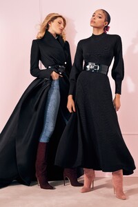 00007-Brandon-Maxwell-Pre-Fall-20-Credit-Brandon-Maxwell-and-Jessy-Price.thumb.jpg.e24fd4fe1a2f7868b87a06ba25a5552d.jpg