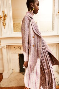 00007-Ulla-Johnson-Pre-Fall-20-Credit-Stanglymayr.thumb.jpg.78886e33e8bc9eae1904b114cb608b15.jpg