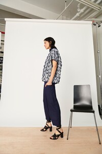 00008-Zero-Maria-Cornejo-Pre-Fall-2020-credit-Matthew-Kristall.thumb.jpg.155be958a2bb29cb7d8b1813973051c8.jpg