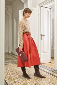 00010-Agnona-Pre-Fall-20.thumb.jpg.f713c2cece02f4bba72a60aa0dd1f181.jpg