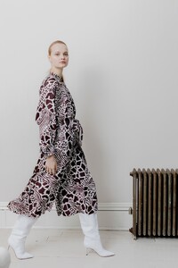 00012-adam-lippes-pre-fall-2020.thumb.jpg.8b2483817c0dfe4b1793c17d64a0b25b.jpg