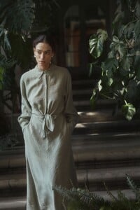 00013-Vince-Pre-Fall-20.thumb.jpg.f359c2195d65a55f79b7d1ab1f52120d.jpg