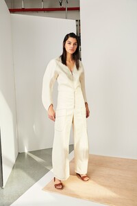 00020-Zero-Maria-Cornejo-Pre-Fall-2020-credit-Matthew-Kristall.thumb.jpg.7fbe98eb0bf9ca2a137675f46d45c67b.jpg