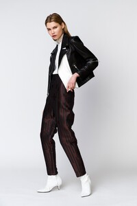 00021-Yigal-Azrouel-Pre-Fall-2020-credit-Matthew-Sgambati.thumb.jpg.828acb180d2022c1bad0991b4a6ca0b2.jpg