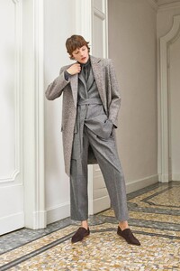 00022-Agnona-Pre-Fall-20.thumb.jpg.2139038dd05df4620555ead4bb2b843b.jpg