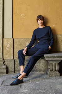 00023-Agnona-Pre-Fall-20.thumb.jpg.34e53958589250d09b9ce16ea692e4d3.jpg