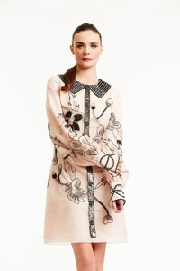 00023-dennis-basso-pre-fall-2020-credit-Masato-Onoda.thumb.jpg.c2f5612c0b3d9be98e2aa27e691e6368.jpg