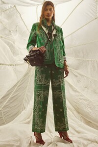 00023-tory-burch-pre-fall-2020.thumb.jpg.0778b4c3b4d6213f67bfa6b4a8065dea.jpg