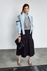 00025-3.1-Phillip-Lim-Pre-Fall-2020.thumb.jpg.77e119731fb9e1a26df2c29b8ce34318.jpg