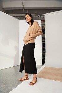 00027-Zero-Maria-Cornejo-Pre-Fall-2020-credit-Matthew-Kristall.thumb.jpg.a9093d9856d163671f2ca86851d44367.jpg