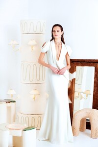 00030-Christian-Siriano-Pre-Fall-2020.thumb.jpg.dec4eda7fce12856738f6125b02eb15e.jpg