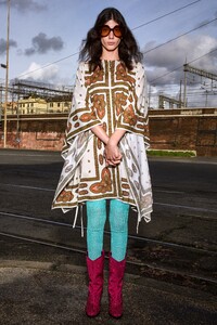 00031-Gucci-Pre-Fall-20.thumb.jpg.21e2aa4792ed78df4812179f4e1cdf75.jpg