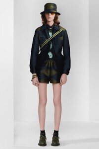 00062-christian-dior-pre-fall-2020.thumb.jpg.ce7fedf292b4c8f3b60ce92f7940a3f3.jpg