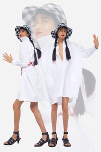00064-norma-kamali-pre-fall-2020.thumb.jpg.7f38073a0f0908f777211d798e929045.jpg