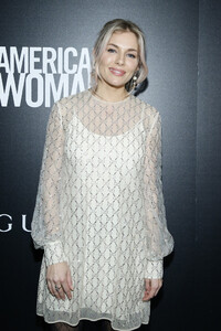 Sienna+Miller+American+Woman+New+York+Screening+9LSr7ZmtVmox.jpg