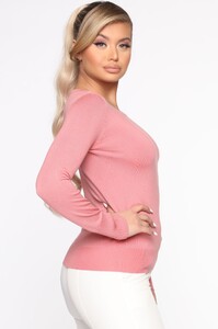12-24-19_Studio_3_DM_LE_11-22-10_33__SW3839XL_Rose_0543_WG.jpg