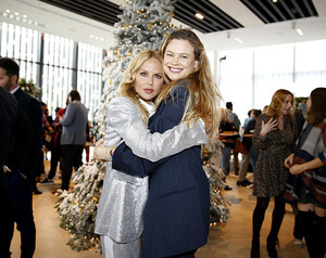 Rachel+Zoe+Behati+Prinsloo+Brooks+Brothers+bmspQSRPWPFl.jpg