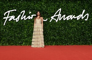 [1191534657] The Fashion Awards 2019 - Red Carpet Arrivals.jpg