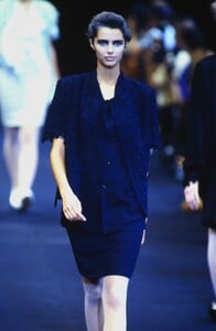 1284283818_comme-des-garcons-ss-1991(3).thumb.jpg.a034d70b4e3db5d30ea188d648680d63.jpg