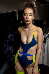 1354796736_ChromatSpring2020Backstage8rS4cnx2plCx.thumb.jpg.071f368743db5eb33f895edc61651db2.jpg