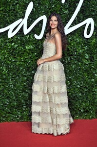 [1191492038] The Fashion Awards 2019 - Red Carpet Arrivals.jpg