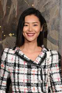 Liu+Wen+Chanel+Metiers+Art+2019+2020+Photocall+7EigEPYlD5Cx.jpg