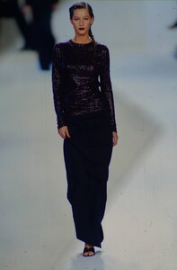 1421309962_gisele-runway-mix(23).thumb.jpg.679c56dd956595f66f781b0a6a33e76c.jpg