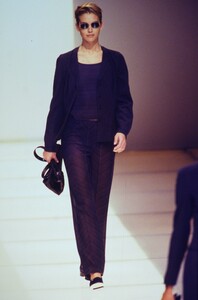 giorgio-armani-ss-1997 (17).jpg