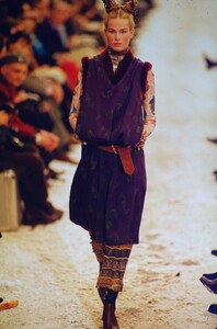 1662847193_JeanPaulGaultier1994Fall(3).thumb.jpg.d5d7a28d236c13f4f5acf6f5939dbc5a.jpg