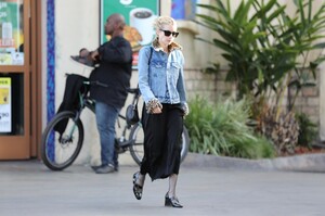         rob201219BZNimage135.jpg