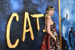         tay161219BZNimage128.jpg